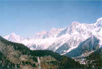 houches_panoEcole_orig.jpg (29483 bytes)